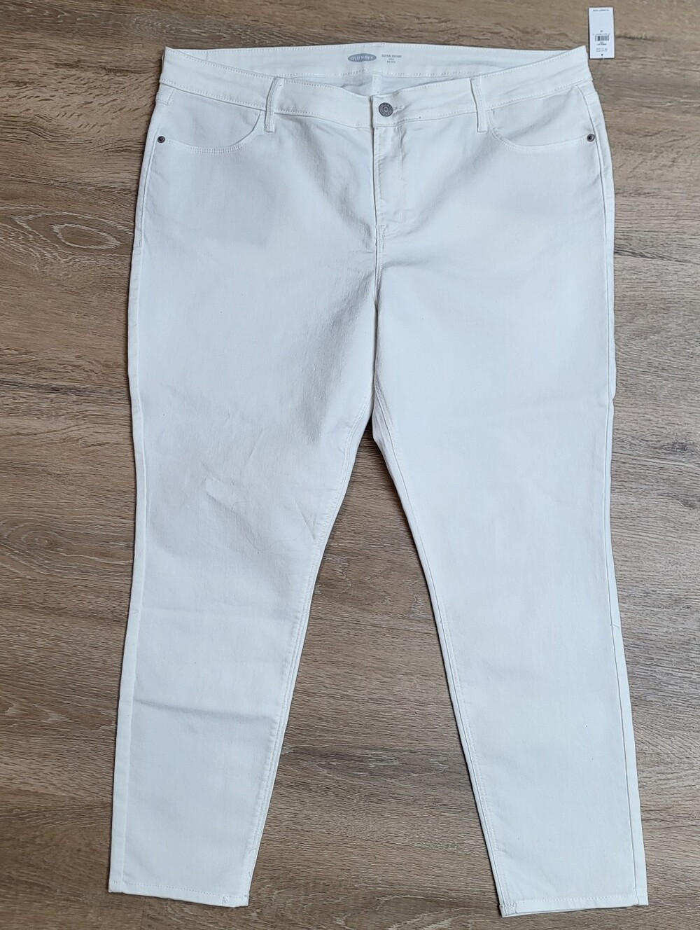 Old Navy Women’s White Super Skinny Ankle Jeans